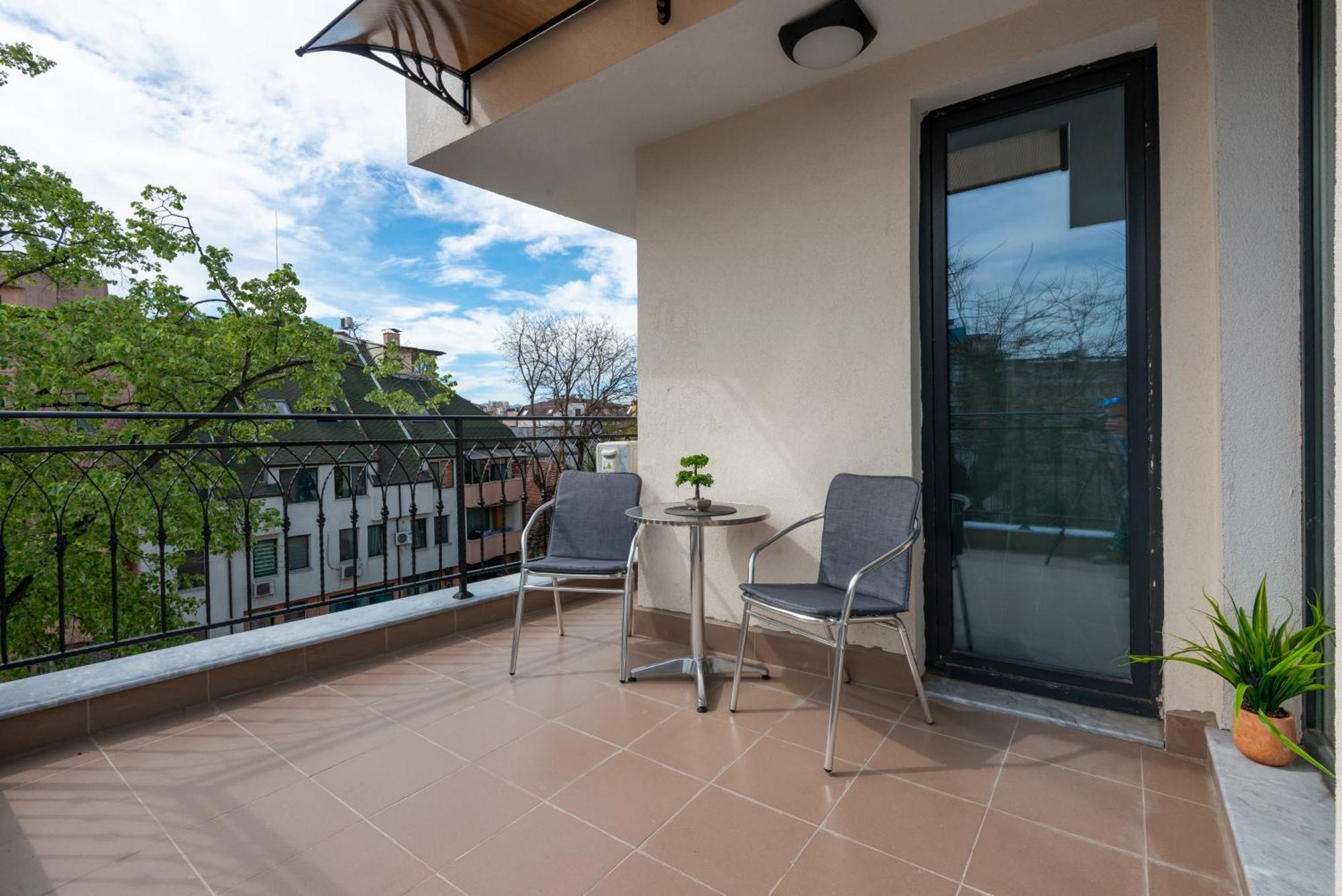 Best Guest 2 Apartments Plovdiv Kültér fotó